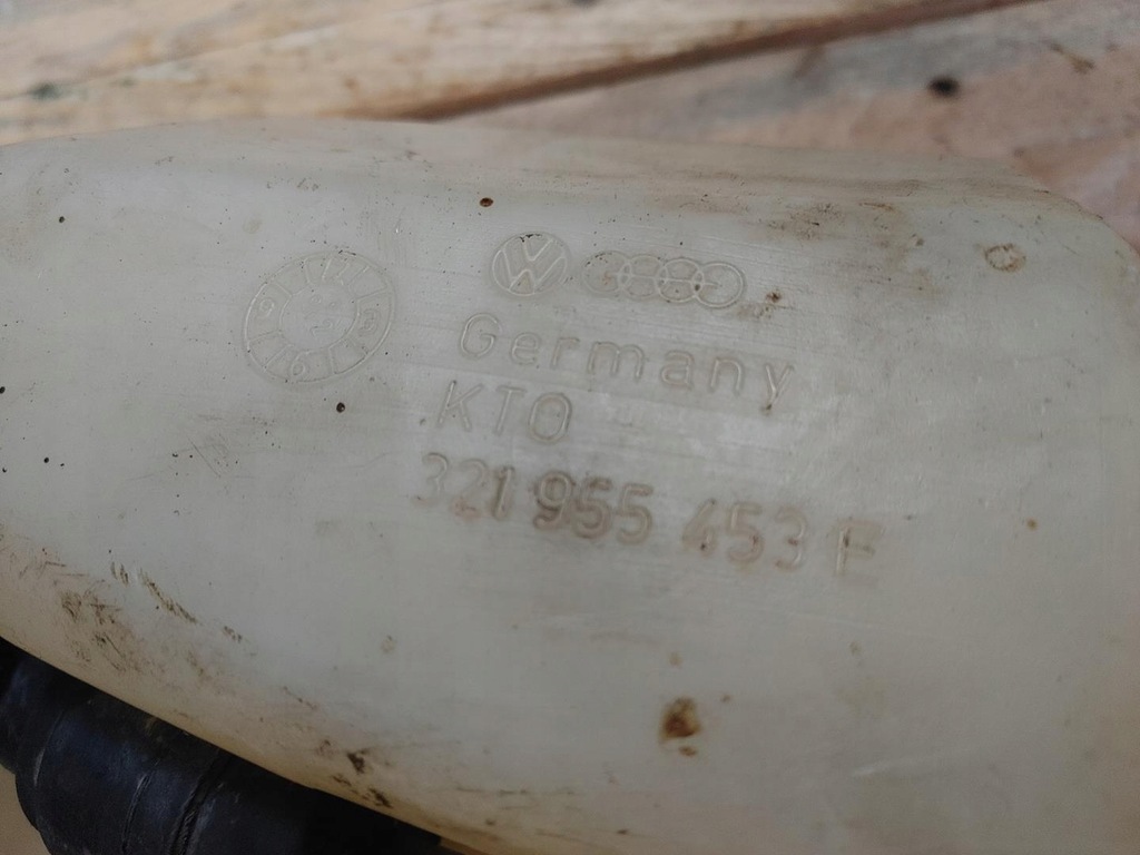 фото №10, Бачок омивача vw passat b2 321955453