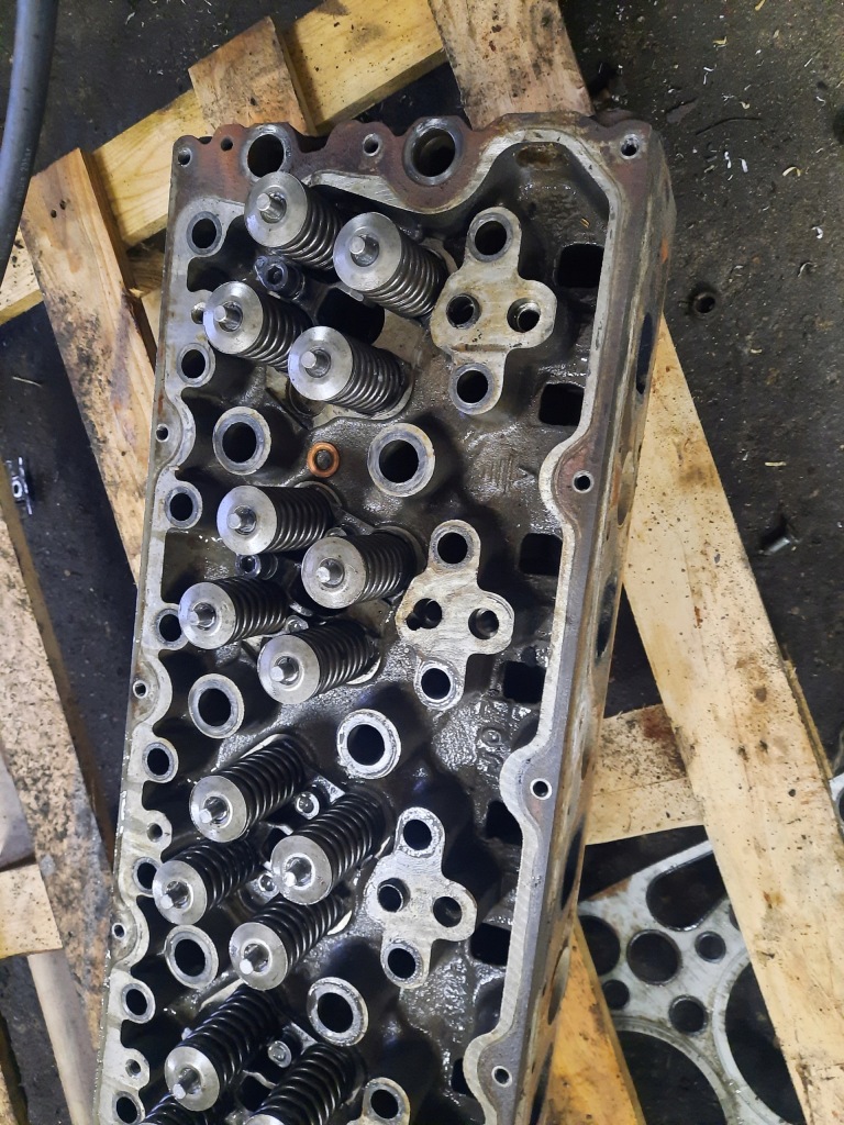 фото №3, Головка двигателя renault premium dci 370 420