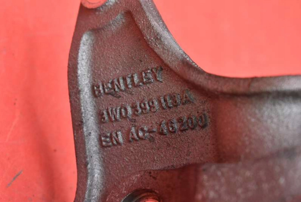 фото №7, Подушка кронштейн коробки передач 3w0399263c bentley continental 1 i gt 6.0 w12