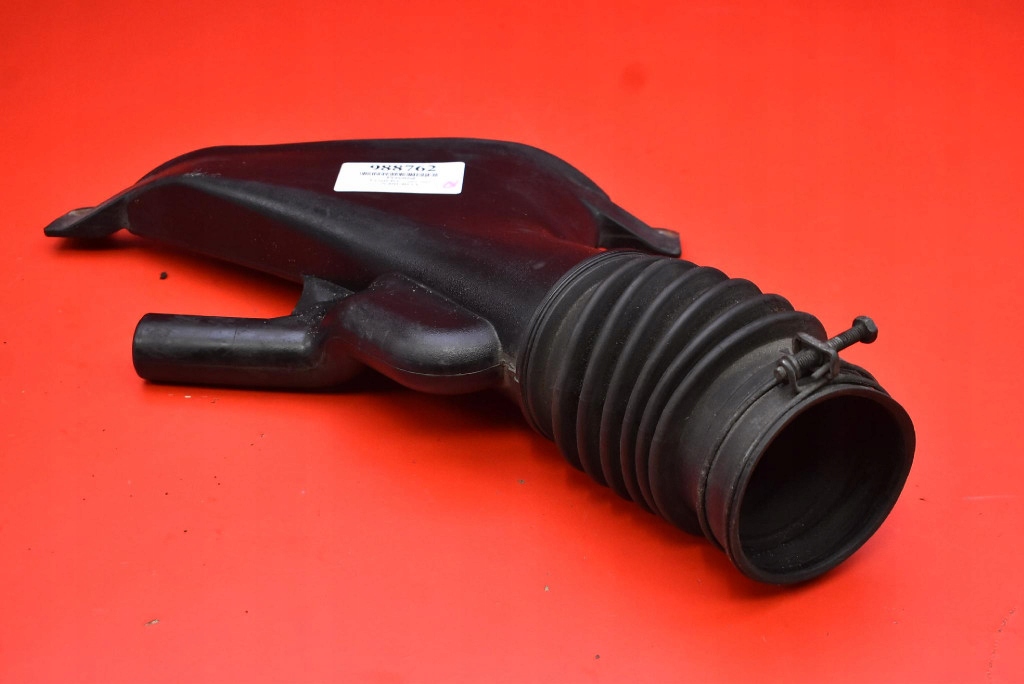 Пабтрубок  шланг трубка впуска воздуха 17751-20040 lexus rx 2 ii 400h 03-06 Оригинал