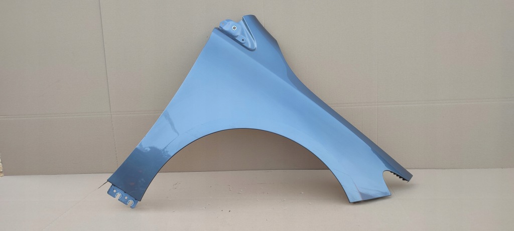 Крыло  правый  mercedes b klasa a247 Доставка