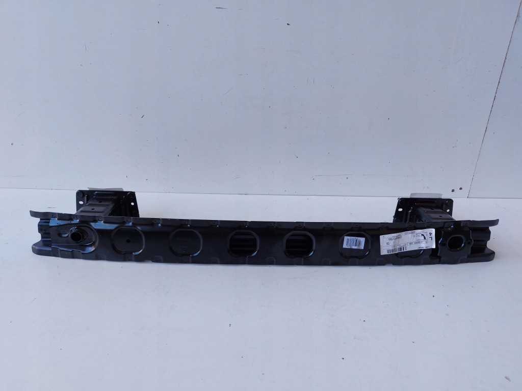 Купити Mercedes b 246 балка бампера задній 2466100209 оригінал