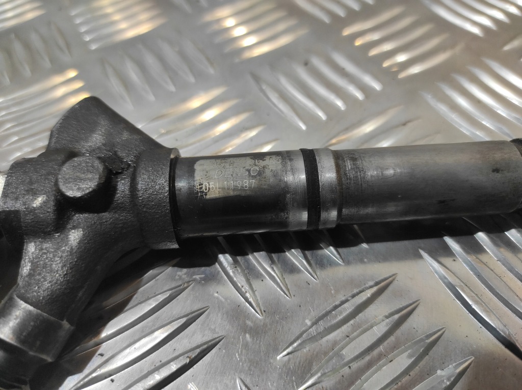 фото №9, Форсунка інжектор lexus is 220 d 2.2 d 177 km 23670-26020 denso 05l11987