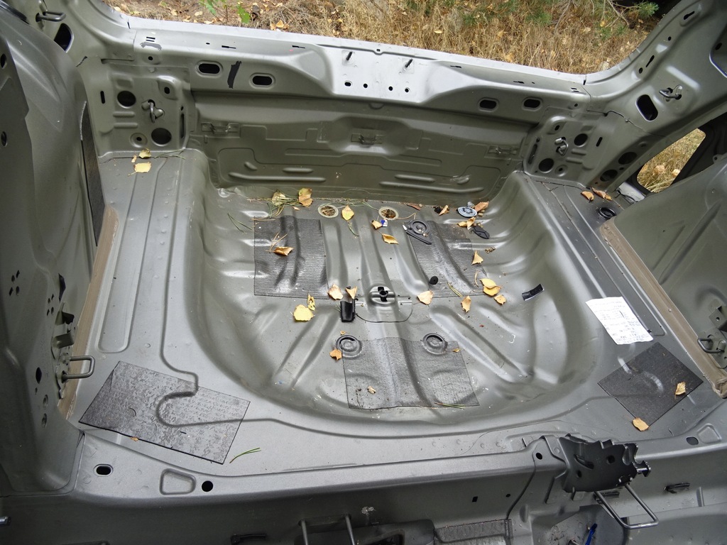 фото №4, Vw t-roc troc задний pas поддон lr7h перламутр 2017-