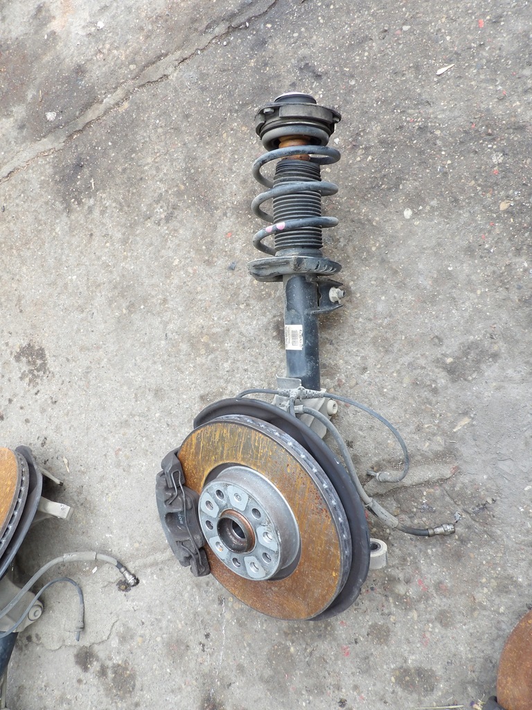 фото №1, Левая поворотный кулак audi tt 8j 1.8 tsi