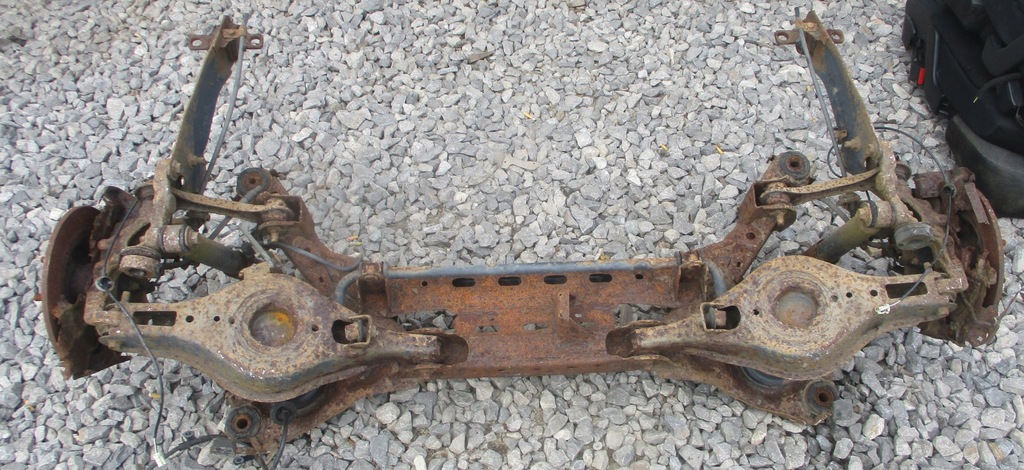 фото №8, Балка підвіска задня oś підрамник mazda 6 ii gh