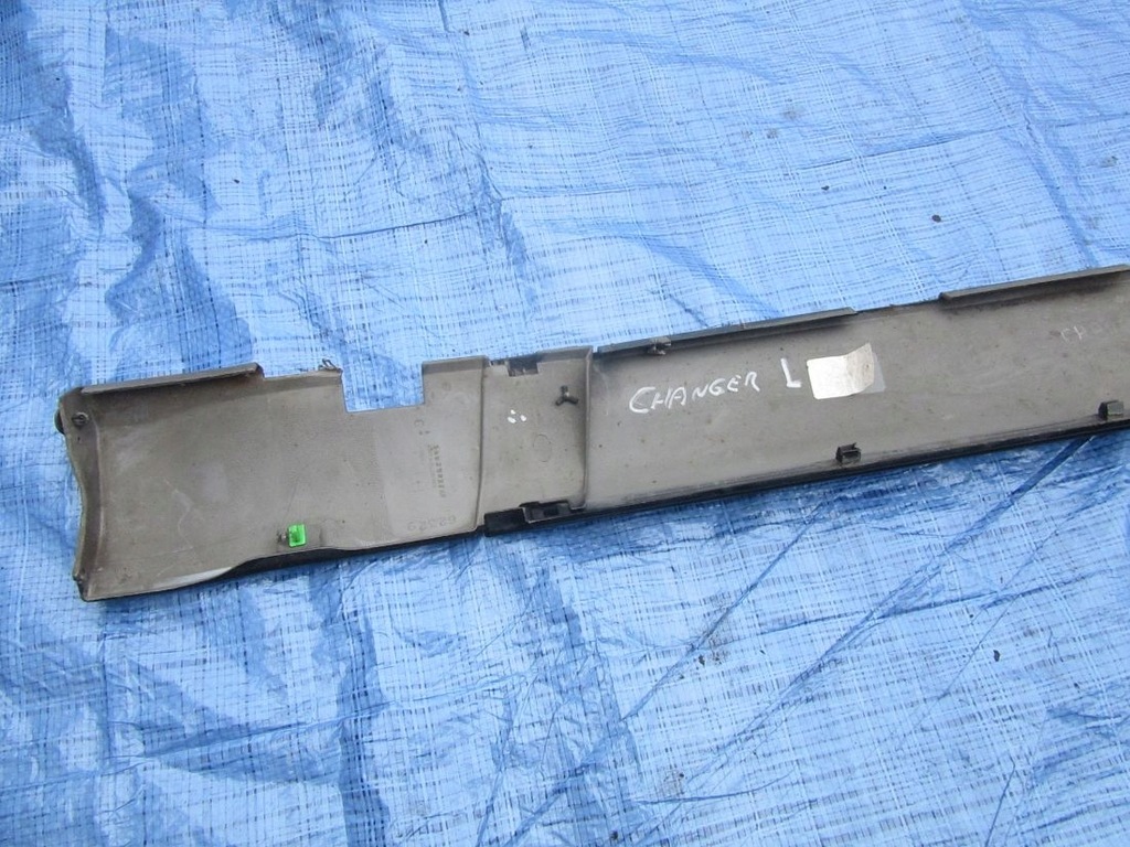 фото №8, Dodge charger 2007 молдинг защита порог левая