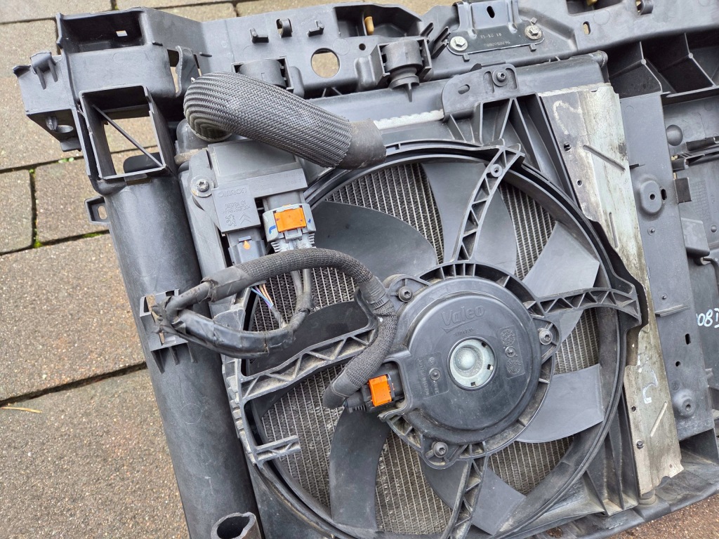 Peugeot 208 i 2008 i vti ремень передний замок радиатор вентилятор 12-2019 Цена