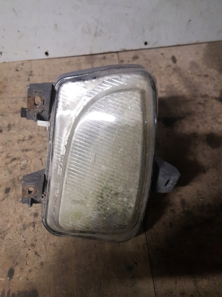 фото №1, Противотуманная фара перед правый alfa romeo 166