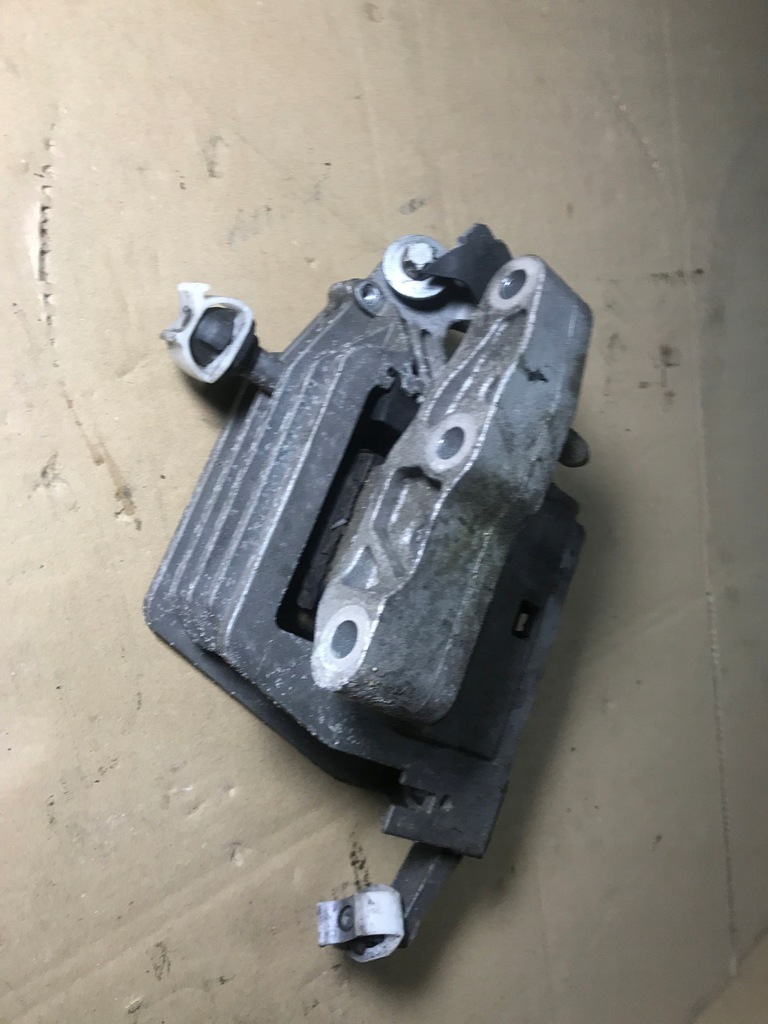 фото №1, Cooper f56 1.5d подушка кронштейн двигателя 6875628