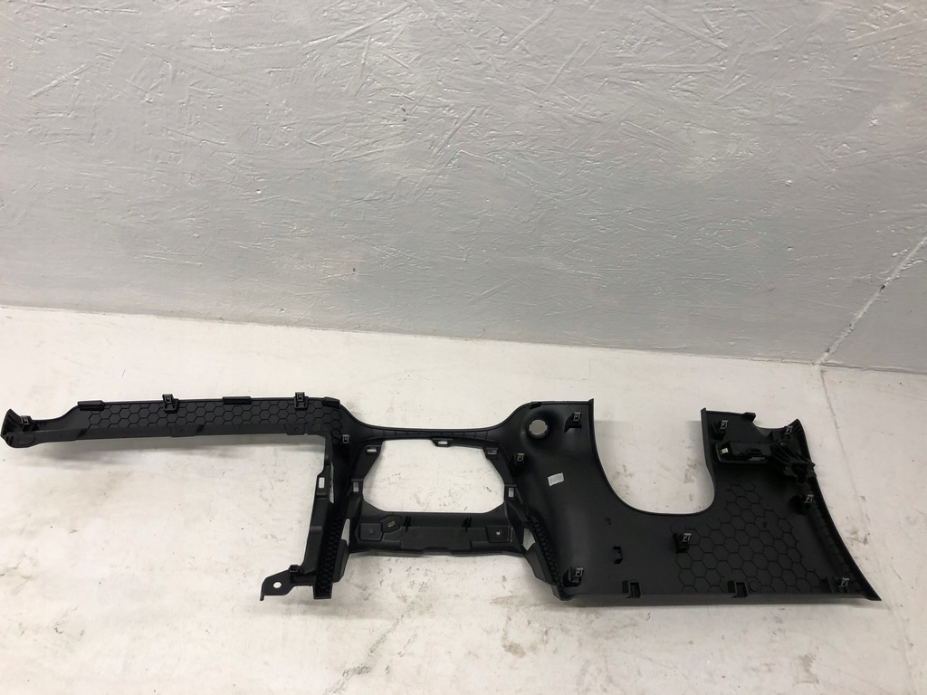 фото №16, Volvo xc40 защита корпус заглушка консоли приборная панель панели приборной панели 18-