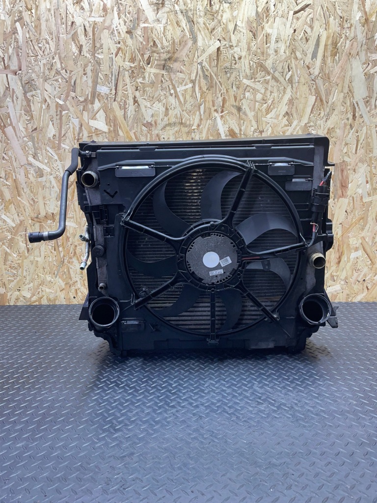 фото №1, Комплект радиатор радиатор вентилятор bmw e70 m57 3.0 автоматическая коробка передач