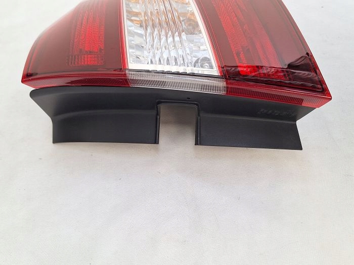 фото №4, Skoda rapid spaceback лампа задня задня права 5jj945096a