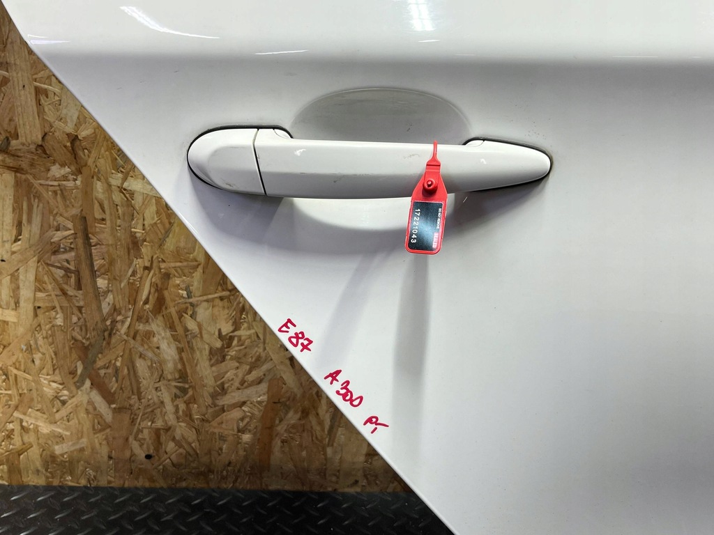 фото №7, Bmw 1 e81 e87 2011 задня сторона права двері задні a300 alpineweiss