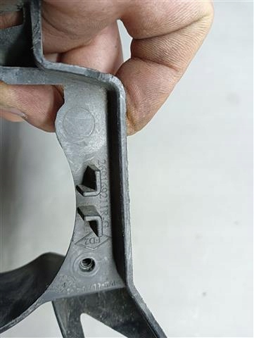 фото №6, M6 logan sandero кронштейн противотуманной фары левая 269169211