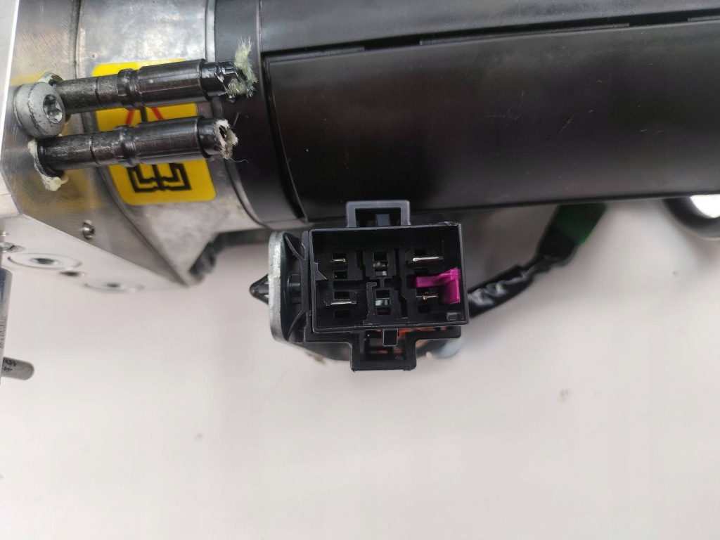 Насос дах volkswagen new beetle 1y0871789c в Україні