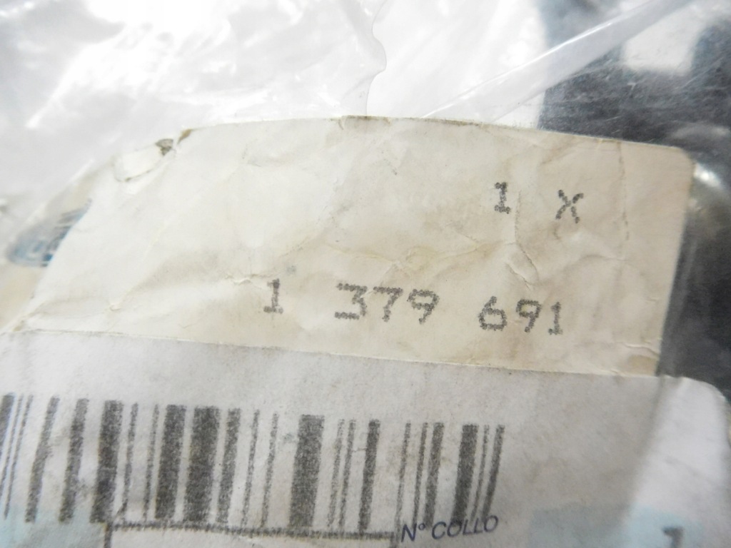 фото №16, Петля ford оригінальний номер 1379691