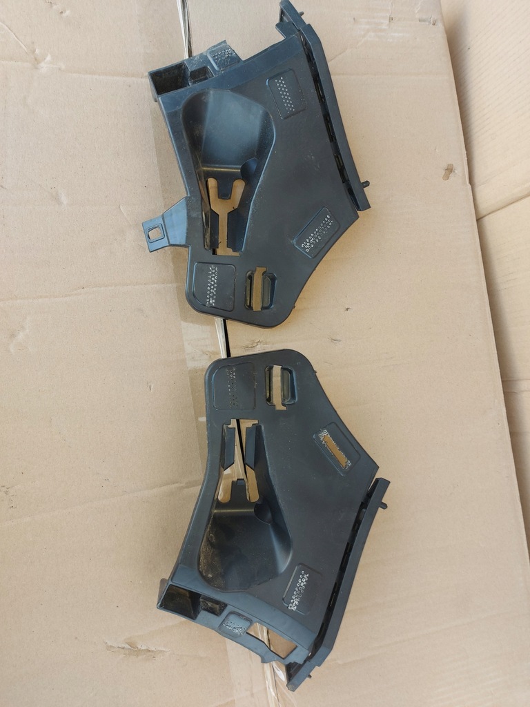 фото №1, Mercedes w156 r18 перед направляющие бампера 1568853900