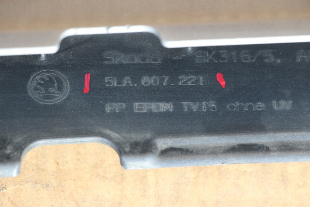 фото №11, Skoda enyaq 5la бампер перед передний цвет 2021+