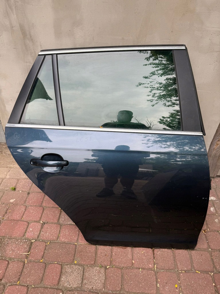 фото №1, Vw golf v variant дверь правый задняя правое задние lc5f