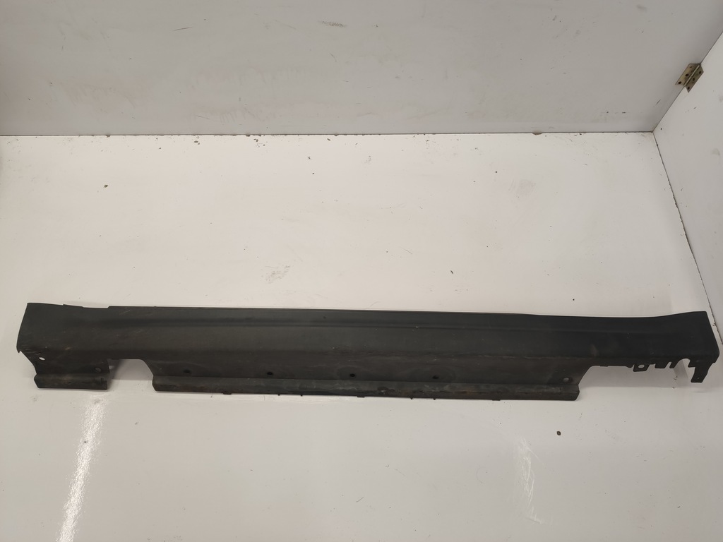 фото №1, Mini r56 lift молдинг порог правая