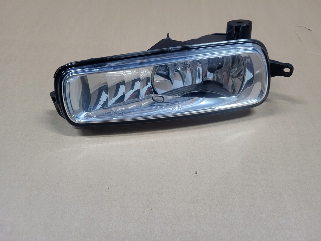 фото №8, Ford focus mk-3 mk3 lift противотуманная фара правый оригинальный