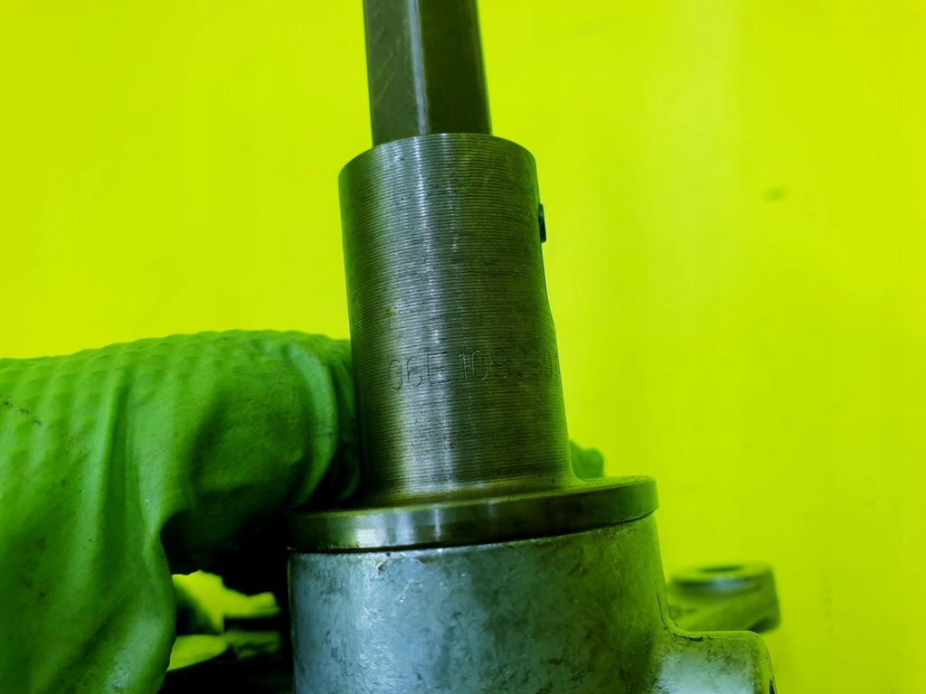 фото №9, Привод насоса масла a6 c7 a7 q5 a8 d4 s4 b8 q7 3.0 tfsi cre 06e109361f