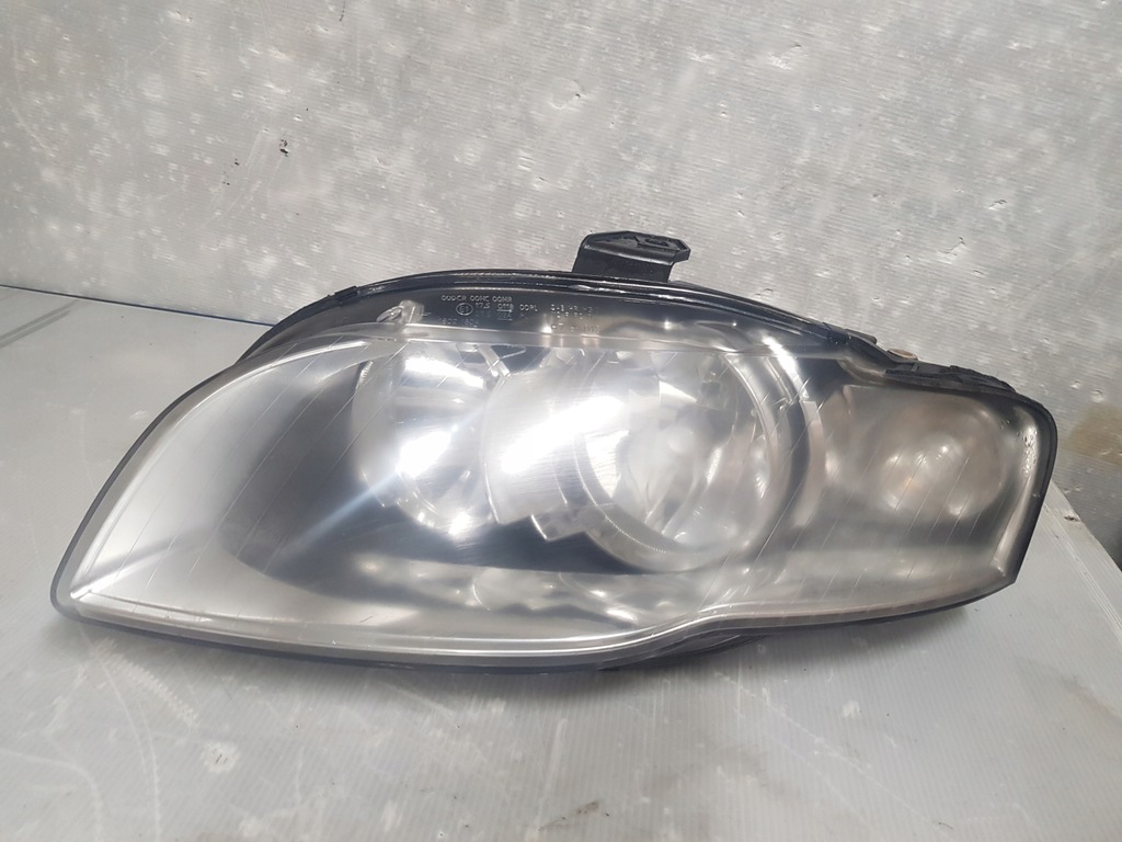 фото №1, Audi a4 b7 лампа ліва фара 8e0941003bl uk