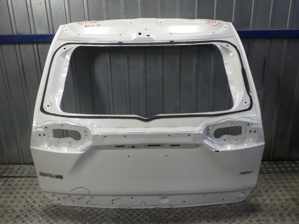 фото №1, Крышка багажника задняя багажника toyota rav4 v