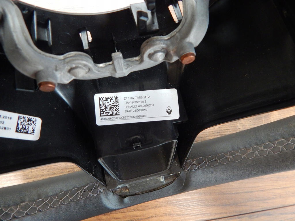 фото №10, Renault clio v captur ii - воздуховод кожа oryg