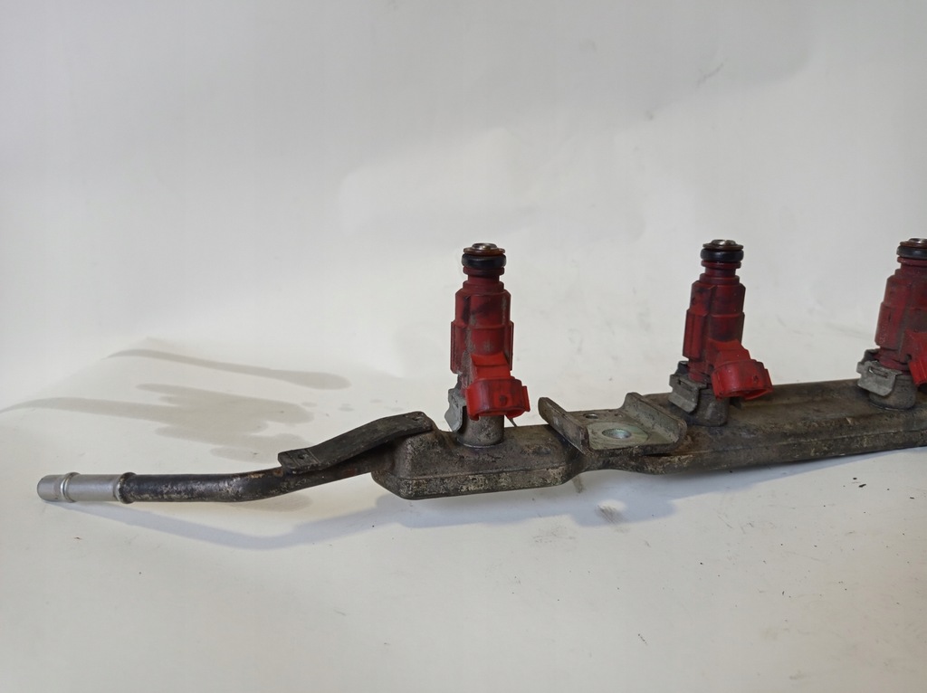 фото №7, Молдинг впрыскная nissan primera 1.8 16v 166009f600