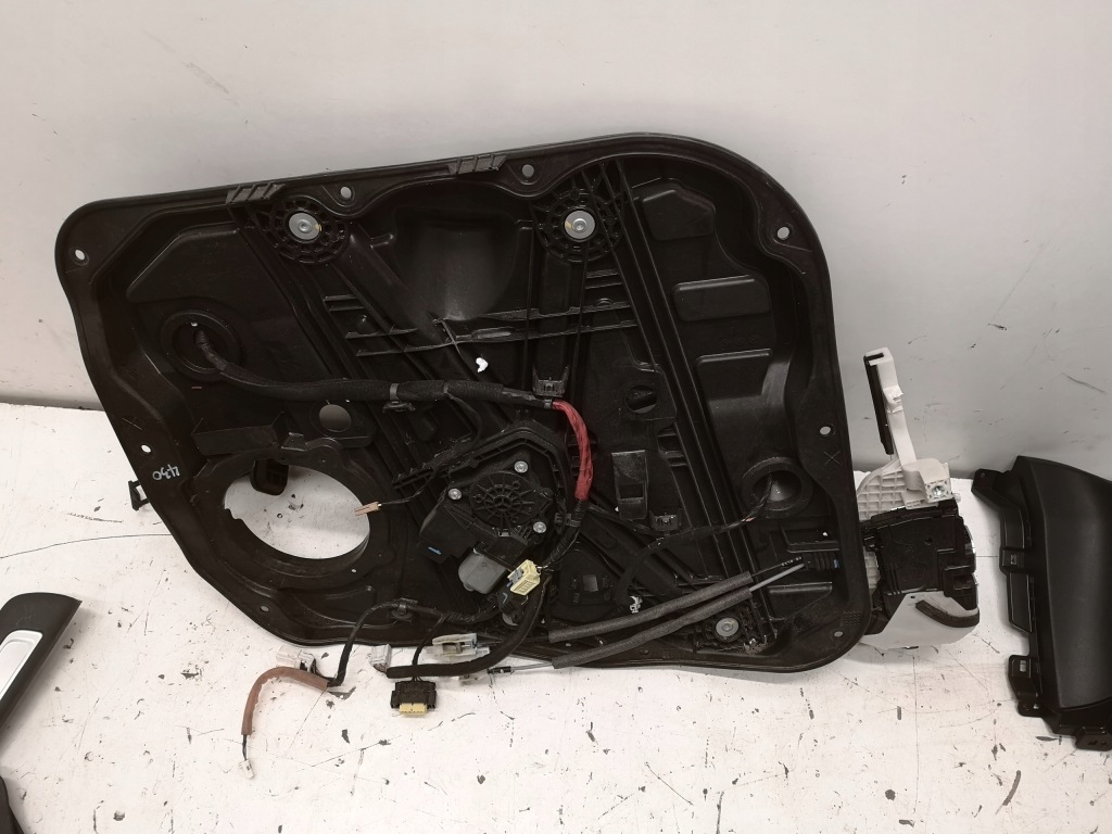 фото №1, Santa fe iv підйомник скло двері лівий перед