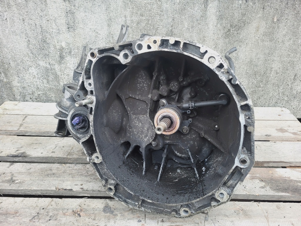фото №1, Коробка передач передач renault scenic ii1,9dci 8200559512 механічна