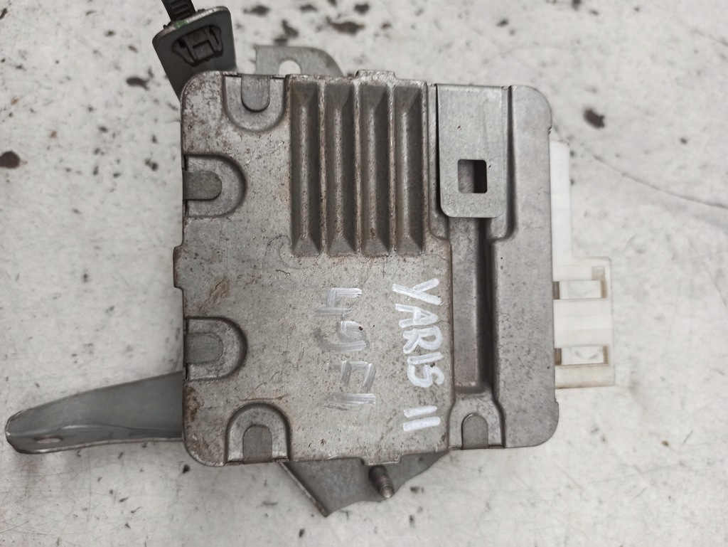 фото №5, Toyota yaris ii модуль блок керування підсилювача 89650-0d110