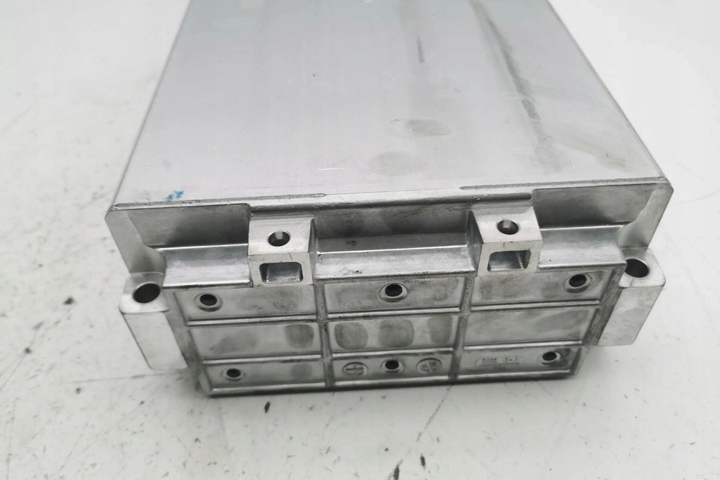 фото №7, Значок автомобиля vw id.3 e11 0z1915592h electric 107kw 2020