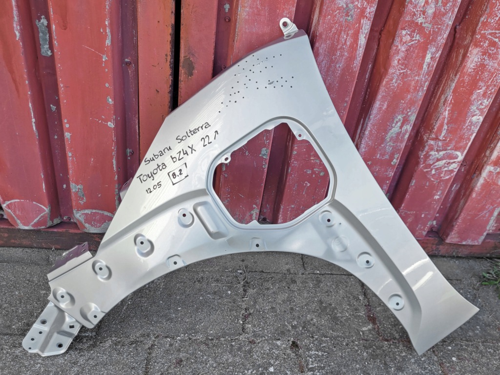 фото №1, Крила передній лівий перед toyota bz4x / subaru solterra 2022-