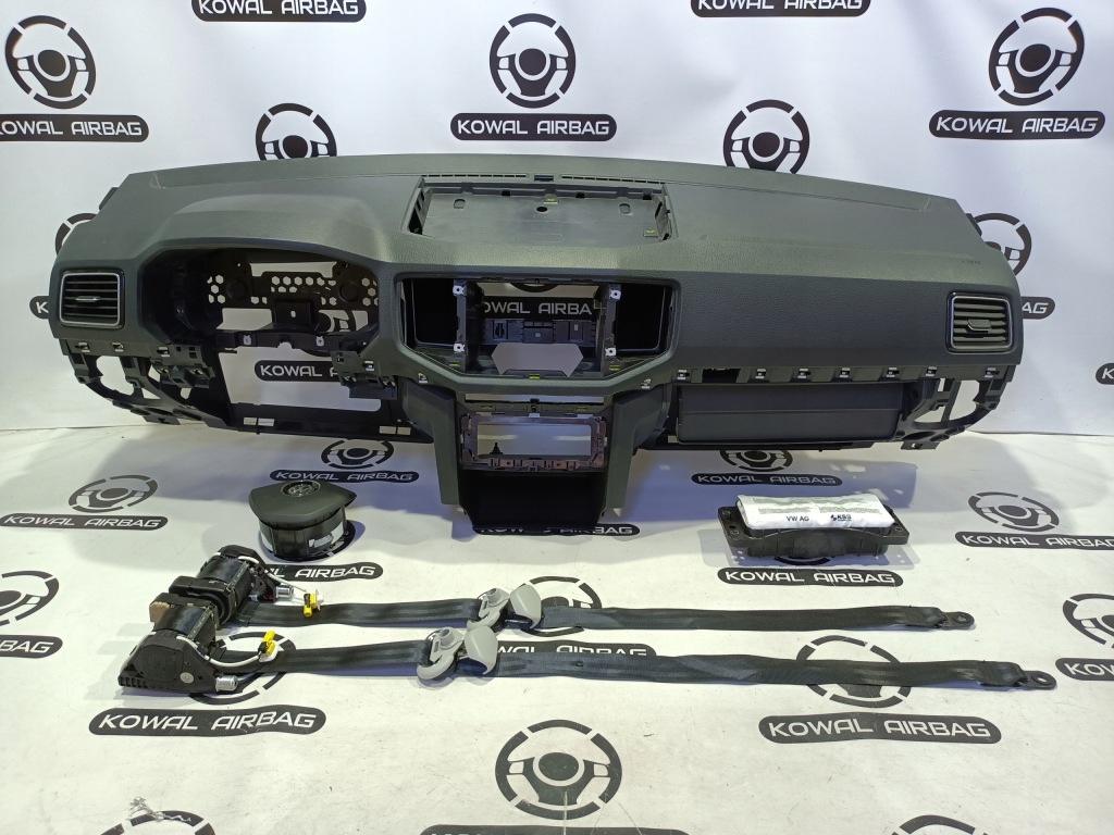 фото №1, Vw amarok приборная панель консоль подушка безопасности подушки безопасности ремни оригинал демонтаж