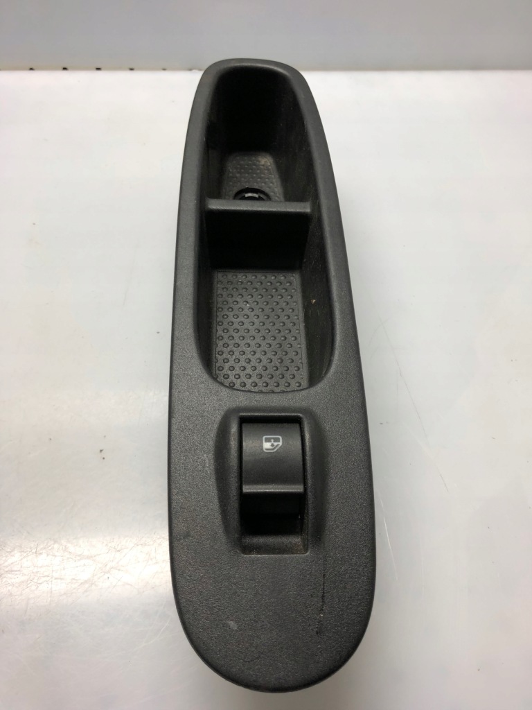 фото №1, Панель перемикач вікон fca 735531347