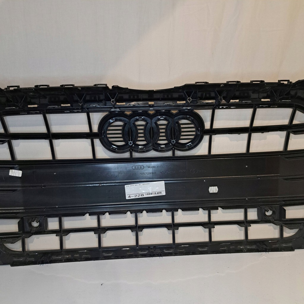 фото №8, Audi a4 s4 b9 з передній решітка радіатора решітка радіатора радіатора 8w0853651
