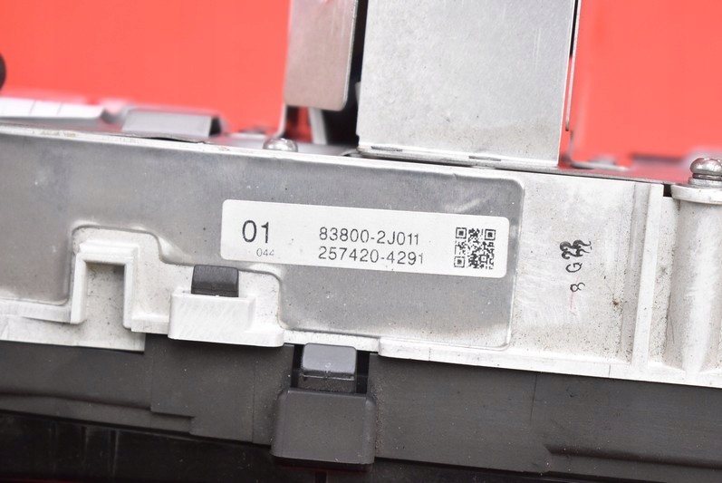 Панель приборы европа  83800-2j011 toyota previa 2 2 2.0 d-4d 114 km рестайлинг  05-06 с Разборки