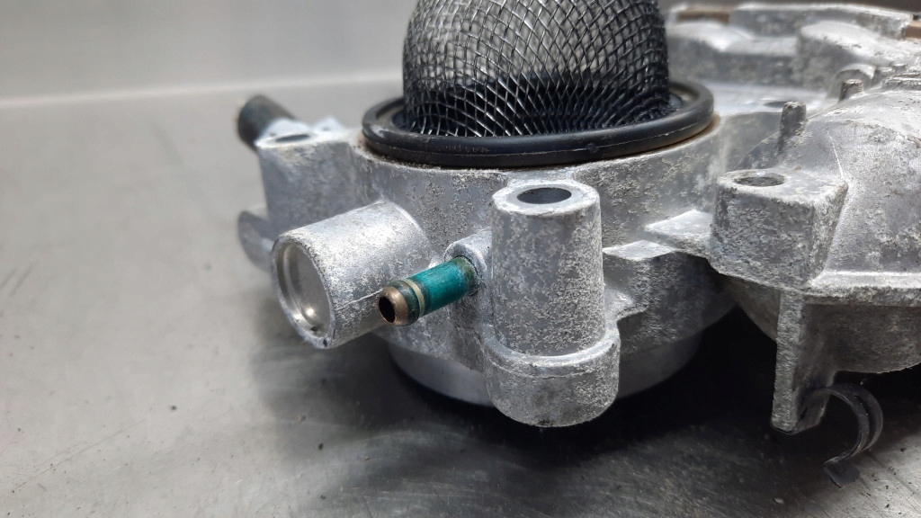 фото №7, Дросельна заслінка a1111410225 mercedes c-klasa w203 2.0b 129km