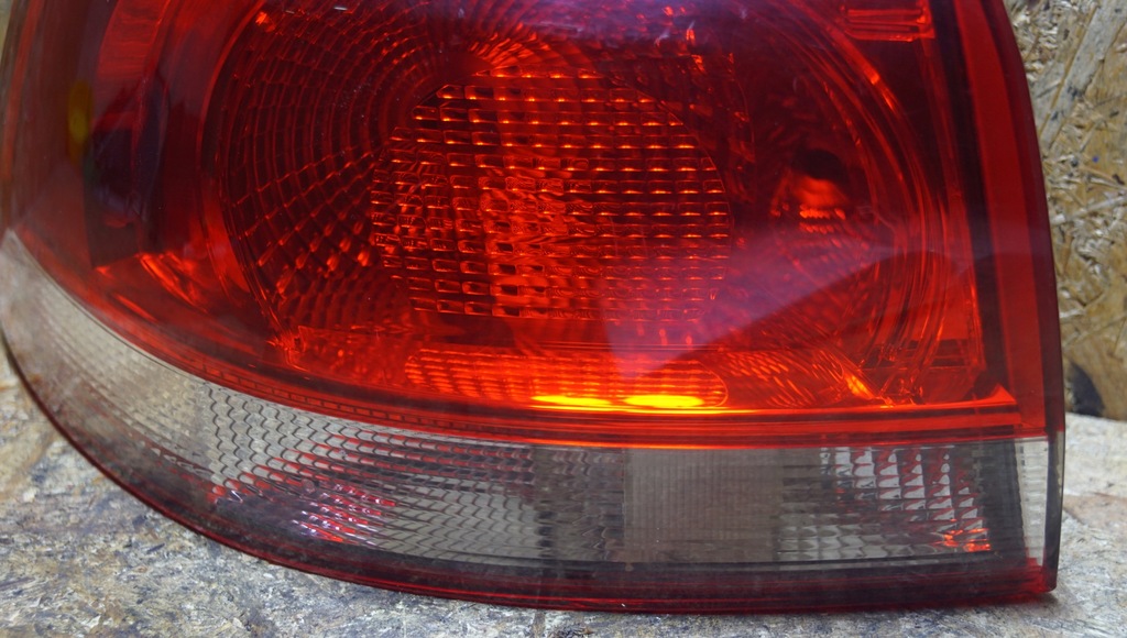 фото №7, Лампа лівий задня vw golf vi hb