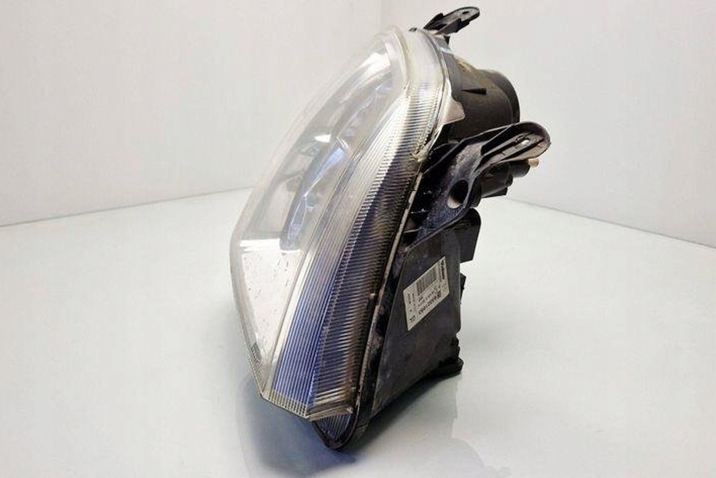 фото №11, Лампа правая передняя opel ampera 93321053 1.6l бензиновый 2004