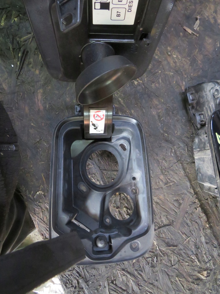 фото №2, Крышка заливной топлива renault espace