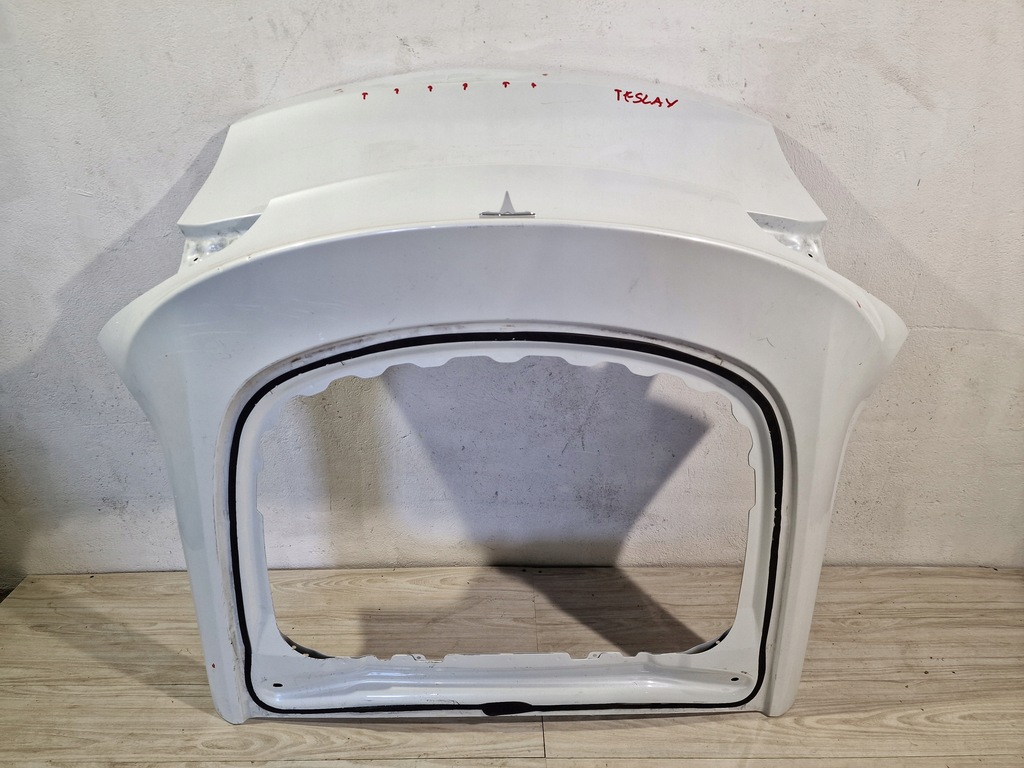 фото №1, Tesla model y крышка багажника багажника