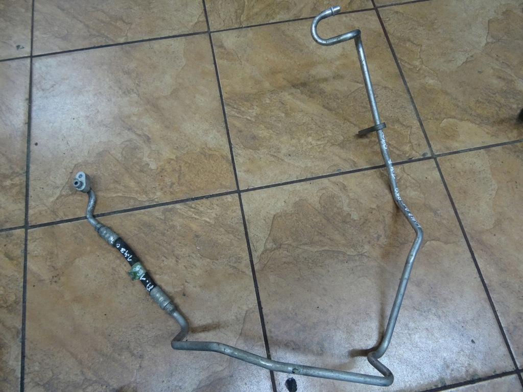 фото №1, W168 a-klasa 1.4 01' шланг кондиционера