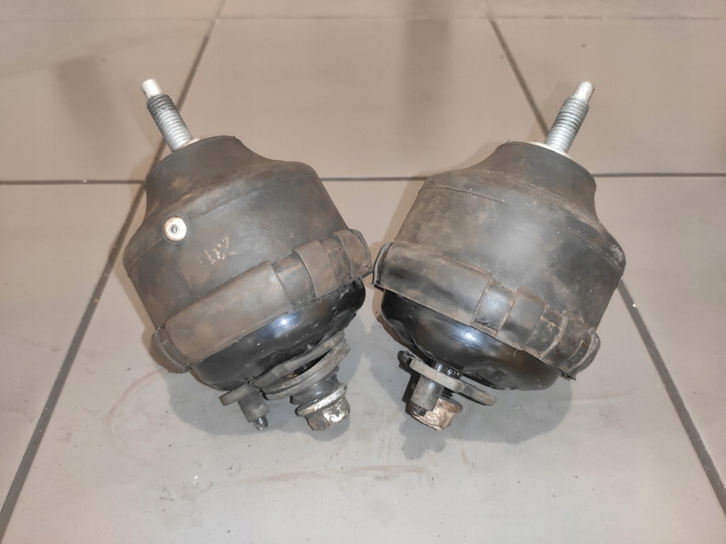 фото №13, Jeep cherokee liberty kk nitro подушка двигуна права ліва ціла оригінал