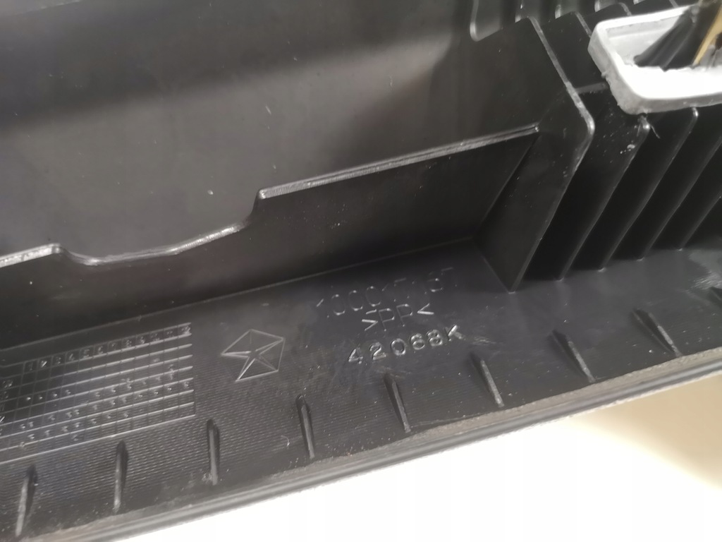 фото №6, Молдинг поріг накладка перед ліва захист поріг chrysler 300 2015-