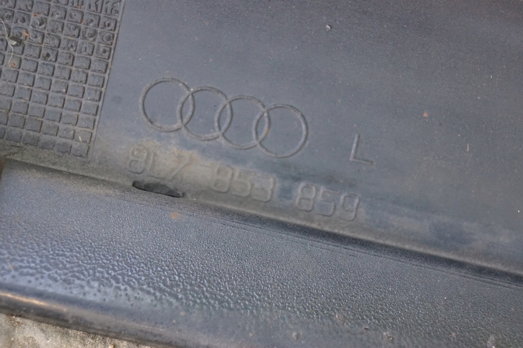 фото №15, Порог молдинг порог левая audi s3 8l 8l7853859