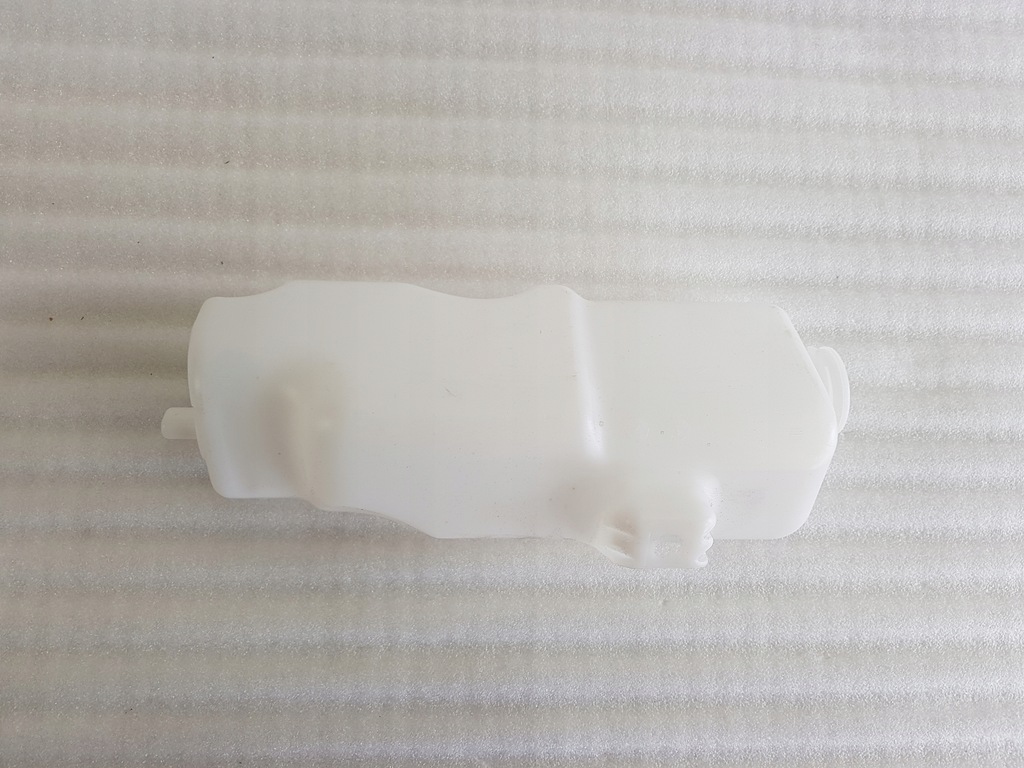 фото №1, Renault оригинальный номер 289105267r бак жидкость do омывателя